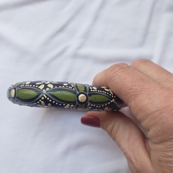 Womens, Ladies, or Girls wooden handprints bracelet - Picture 5 of 6